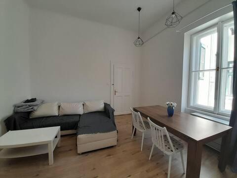 Sunny Rooms At Danube Budapest Luaran gambar