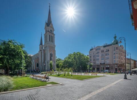 Sunny Rooms At Danube Budapest Luaran gambar
